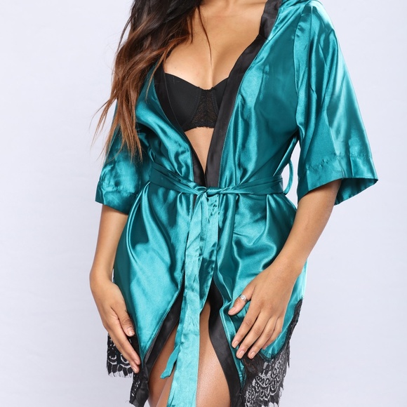 Fashion Nova Other - Emerald FashionNova Curve robe